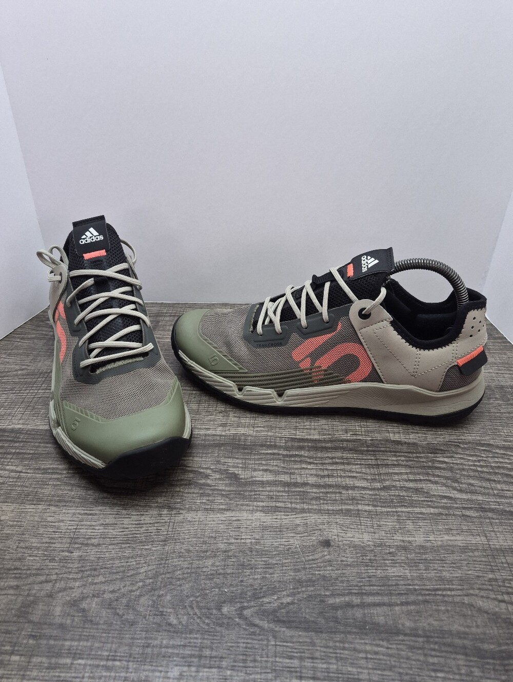 Five Ten Adidas Trailcross LT Flat Mountain Biking Shoes Womens Size 9